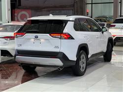 تۆیۆتا ڕاڤ 4